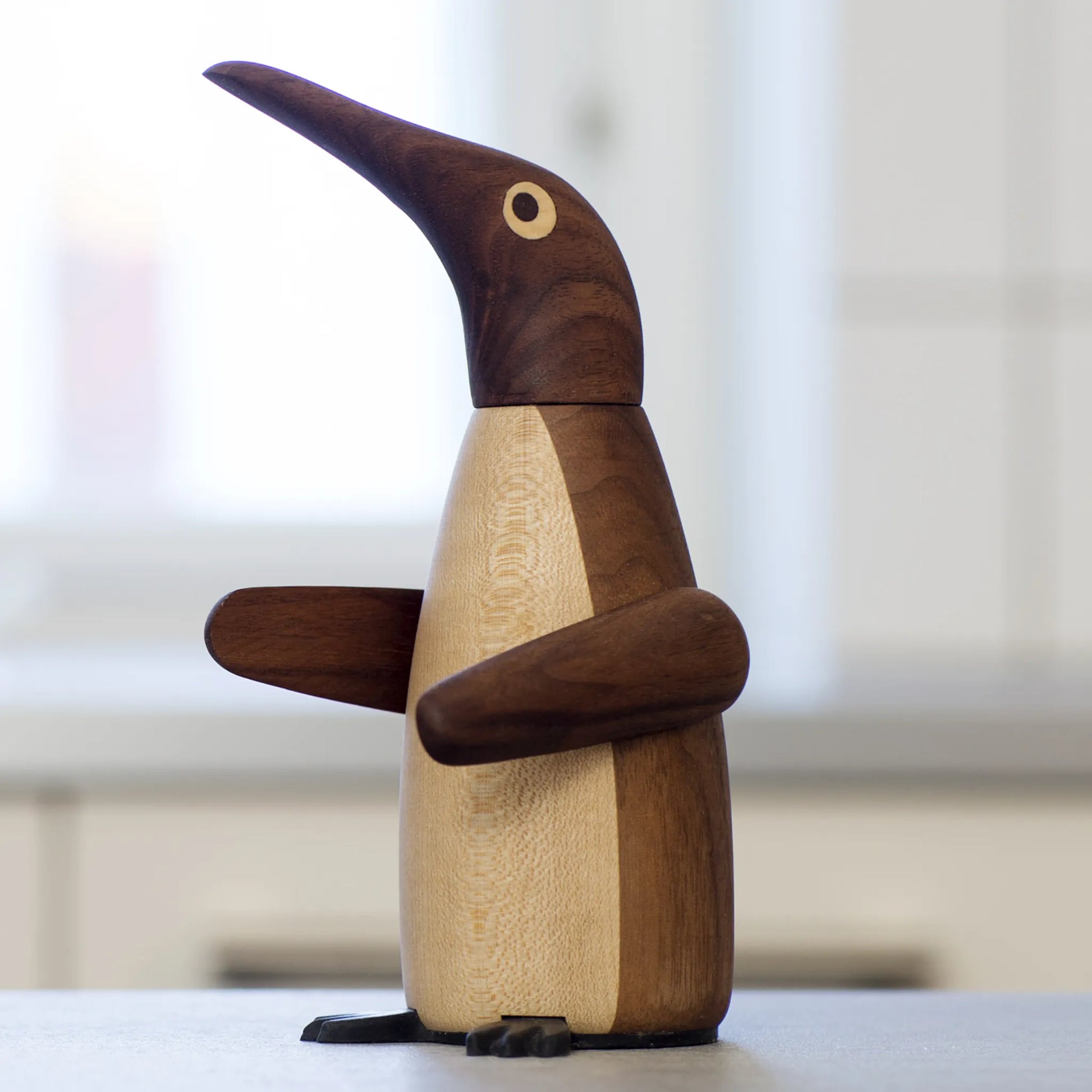 The Salt Penguin designad av J. I. Christoffersen för Spring Copenhagen